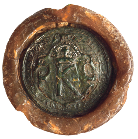 Pochodzący z 1580 roku odcisk w zielonym wosku pieczęci
radzieckiej, używanej już wcześniej, przed 1534 rokiem, najstarszej
ze znanych pieczęci mających w otoku wskazanie rajców
jako jej dysponentów – w polu pieczętnym na renesansowej
tarczy herbowej litera „K” nakryta koroną, w otoku napis: SIGIL[
LVM] CONSVLVM KASIMIRIENS[IVM] APVT
CRA[COVIAM] – PIECZĘĆ RAJCÓW KAZIMIERSKICH
PRZY KRAKOWIE
(Archiwum Narodowe w Krakowie, sygn. perg. 674)