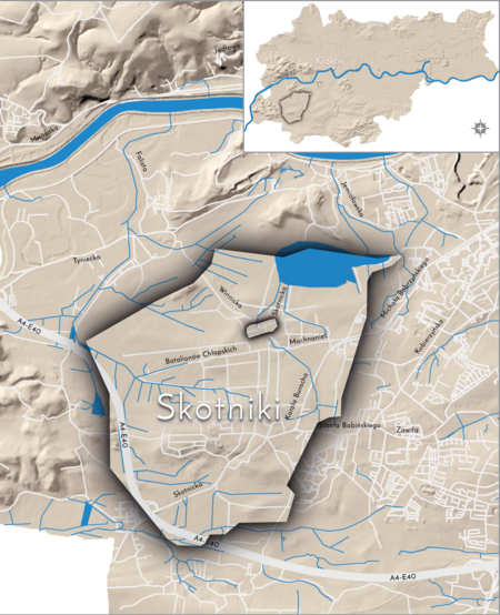 Orientacyjna lokalizacja dawnej wsi Skotniki w obecnych granicach Krakowa – na planie miasta oznaczono jej położenie
w kształcie wyznaczonym granicami jednostki katastralnej, jaką stanowiła, ze wskazaniem najstarszego, historycznego
centrum Skotnik w rejonie dzisiejszej ulicy Skotnickiej