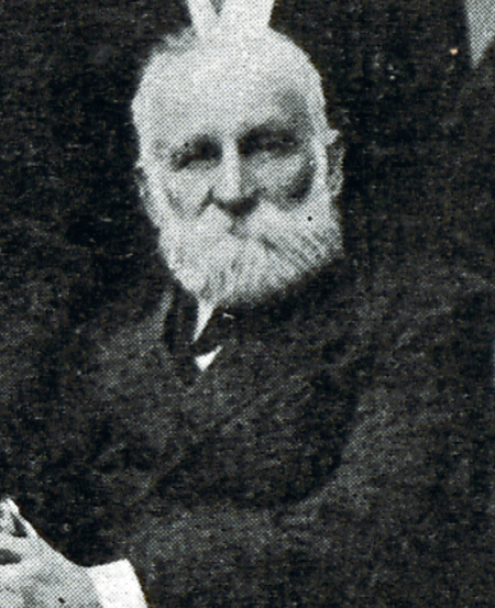 Kadr z portretu grupowego członków Rady Gminnej z około 1910 roku
(Biblioteka Jagiellońska, Rolle 1931, s. 207, sygn. 354105 III)