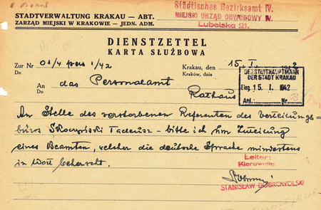 Z akt Zarządu Miejskiego w Krakowie wewnątrzurzędowa karta służbowa sporządzona w 1942 r.
przez kierownika Stanisława Dobrowolskiego
(Archiwum Zakładowe Urzędu Miasta Krakowa)