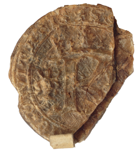 Dokument wydany w 1525 roku w Kazimierzu przez ławę miejską, w którym kazimierscy ławnicy stwierdzili, że rajca Bartłomiej
Owoczek, plenipotent Jana i Anny Kołodziejów, sprzedał dom położony przy ul. Krakowskiej Florianowi, przeorowi
zakonu oo. augustianów przy kościele św. Katarzyny w Kazimierzu, za 58 grzywien; przy dokumencie uszkodzona pieczęć
ławnicza kazimierska – oraz zbliżenie pieczęci, zapisu imienia i urzędu (Archiwum Narodowe w Krakowie, sygn. perg. 473)