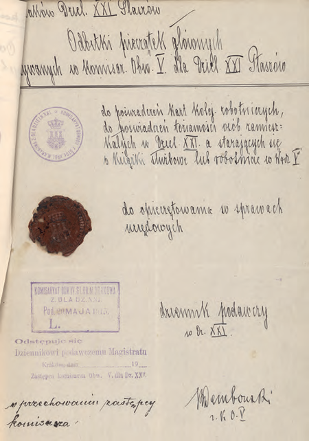 Z akt magistrackich strona pierwsza składanego w 1916 r. przez zastępcę komisarza Bolesława
Dembowskiego wykazu pieczęci używanych w Filii Miejskiego Komisariatu Obwodu V
(Archiwum Narodowe w Krakowie, sygn. IT 1038, nlb)