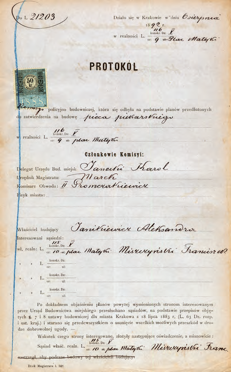 Z magistrackich ksiąg realności sporządzony w 1892 r. protokół komisji policyjno-budowniczej, w skład
której wchodził komisarz Laurenty Gromczakiewicz, działającej w sprawie realności przy pl. Matejki;
w późniejszych latach Laurenty Gromczakiewicz występować będzie już jako właściciel tej właśnie realności
(Archiwum Narodowe w Krakowie, sygn. Kr 7301, nlb)