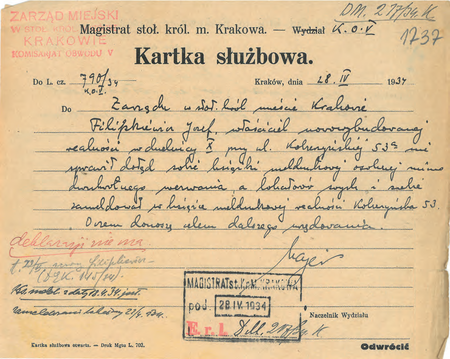 Z akt Przekroczenia meldunkowe, doniesienia o braku meldunku 1934–1935 kartka
służbowa sporządzona w 1934 r. przez komisarza Bolesława Majera dotycząca braku książki
meldunkowej w realności przy ul. Kobierzyńskiej
(Archiwum Narodowe w Krakowie, sygn. Kr 5383, s. 1737)