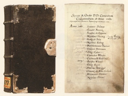 Z urzędowego spisu rajców krakowskich założonego w 1678 roku i prowadzonego z przerwami do roku 1802, skórzana oprawa i pierwsza
strona, na której znajduje się początek spisu najstarszych rajców-burmistrzów, przepisanego z dzieła Bartosza Paprockiego Herby
rycerstwa polskiego, Kraków 1584 (Archiwum Państwowe w Krakowie, rkps 1477, s. 1)