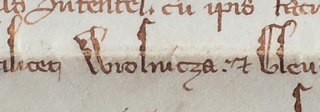 Dokument wydany w 1294 roku w Krakowie, mocą którego Wacław, król czeski, książę krakowski i sandomierski, pozwolił
klasztorowi Cystersów w Henrykowie lokować ich wsie Wróżenice, Glew i Glewiec na prawie niemieckim i uwolnił je od
ciężarów prawa polskiego – oraz powiększenie zapisu nazwy wsi „Wróżenice”
(Archiwum Opactwa Cystersów w Mogile, sygn. dypl. perg. 43)