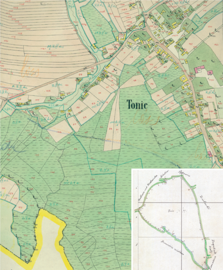 Centrum Toń na mapie katastralnej sporządzonej dla gminy katastralnej Tonie w 1850 roku oraz pochodzący
z lat 1847–1848 plan sytuacyjny z wyrysowanymi granicami gminy Tonie i lokalizacją gmin sąsiadujących
(Archiwum Narodowe w Krakowie, sygn. K. Krak. 627 III; sygn. WM 563a, nlb.)