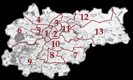 Na schematycznym planie Krakowa z zaznaczonymi dzielnicami
samorządowymi (oznaczenia cyframi rzymskimi) naniesiono
podział miasta na okręgi wyborcze ustanowione w celu przeprowadzenia
wyborów do Rady Miasta Krakowa
19 czerwca 1994 roku (oznaczenia cyframi arabskimi) –
patrz także zestawienie okręgów wyborczych w tabeli poniżej.
W roku 1994 Kraków zajmował 326,8 km²
i liczył 746 008 mieszkańców.
Według danych Wojewódzkiego Komisarza Wyborczego
uprawnionych do głosowania było wówczas 551 646 mieszkańców
miasta, w wyborach wzięło udział 162 753 osób, co stanowiło
29,50% uprawnionych (frekwencja wyborcza
w skali kraju wyniosła 33,78%).