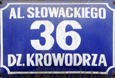 Fot. 48c. Al. Słowackiego 36