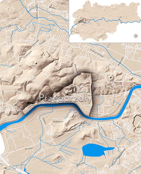 Mapa 110. Przegorzały. Orientacyjna lokalizacja dawnej wsi Przegorzały w obecnych granicach Krakowa – na planie miasta oznaczono jej położenie w kształcie wyznaczonym granicami jednostki katastralnej, jaką stanowiła, ze wskazaniem najstarszego, historycznego centrum Przegorzał w rejonie dzisiejszych ulic Jodłowej i Przegorzalskiej.