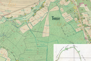 Mapa 143. Tonie. Centrum Toń na mapie katastralnej sporządzonej dla gminy katastralnej Tonie w 1850 roku oraz pochodzący z lat 1847–1848 plan sytuacyjny z wyrysowanymi granicami gminy Tonie i lokalizacją gmin sąsiadujących (Archiwum Narodowe w Krakowie, sygn. K. Krak. 627 III; sygn. WM 563a, nlb.).